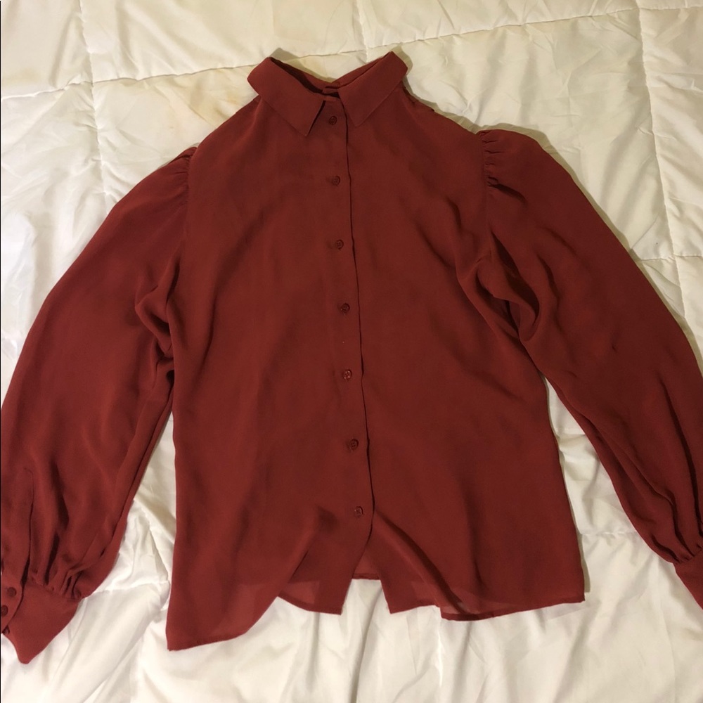 Puffed sleeved dress shirt